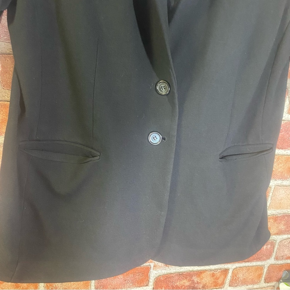 Chicos Women's Black Blazer Size 2 - Picture 6 of 8